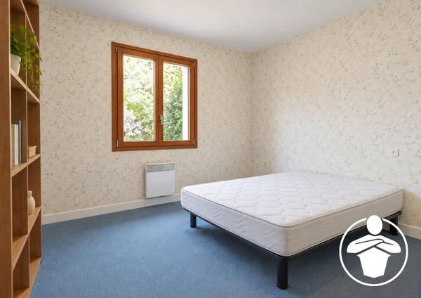 Vente                                                      Maison
                        
                     5 pièces                      148 m2                     à Saint-Hilaire-de-Lusignan