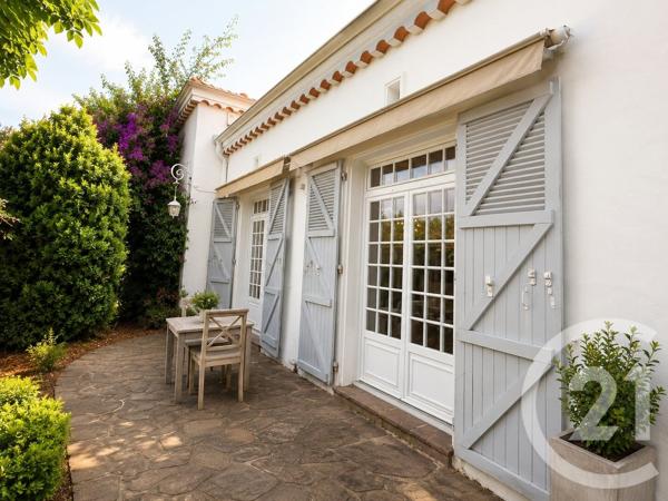 Maison à vendre  5 pièces - 190 m 2   BIARRITZ  - 64
