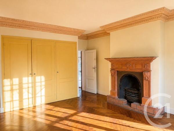 Maison à vendre  5 pièces - 190 m 2   BIARRITZ  - 64