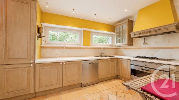 Maison à vendre  5 pièces - 190 m 2   BIARRITZ  - 64