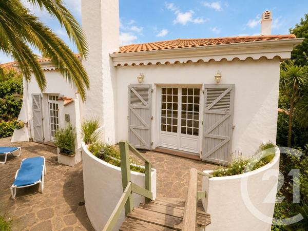 Maison à vendre  5 pièces - 190 m 2   BIARRITZ  - 64