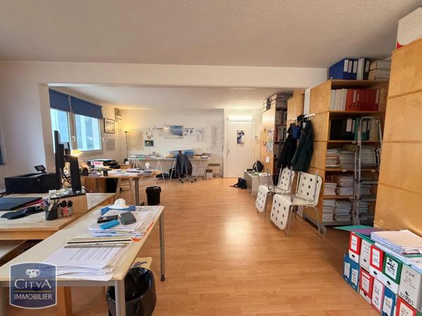 Local professionnel à louer 47m² Neuville-sur-Saône (69250)