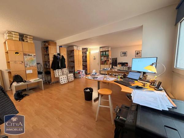 Local professionnel à louer 47m² Neuville-sur-Saône (69250)