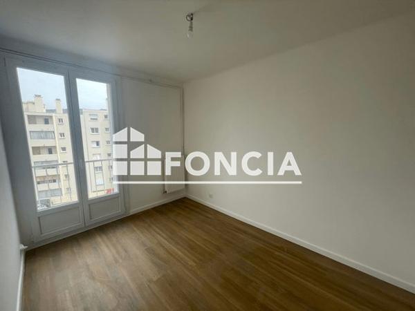 Location Appartement 3 pièces 54.5 m² - 112/126 RUE DENIS LITARD Toulon 83000