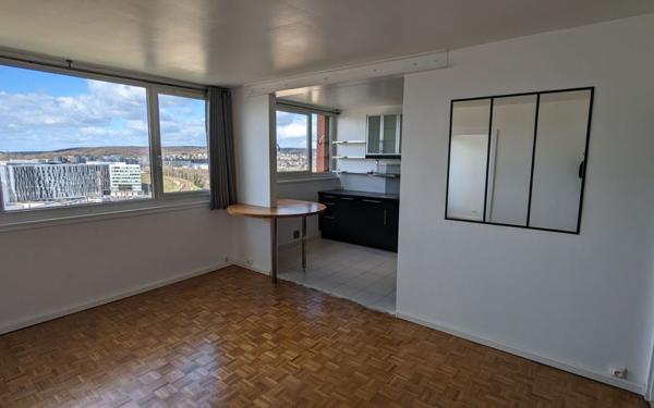 Appartement à louer    2 pièces •  Massy