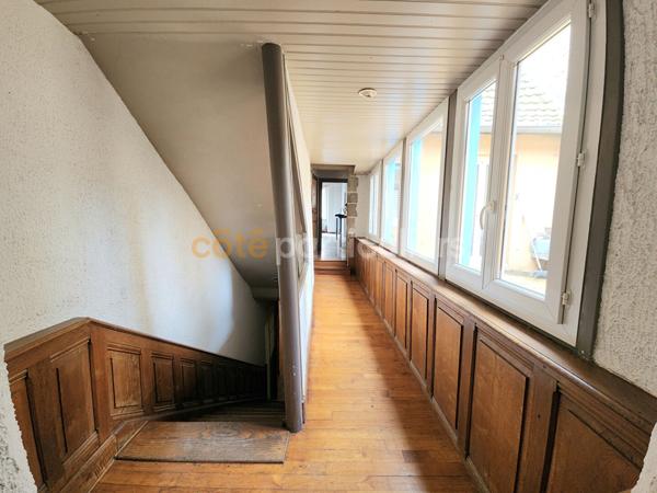 Vente
                Maison154 m² - 6 Pièces -
                    TOULON SUR ARROUX (71320)