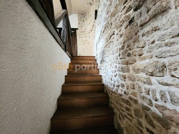 Vente
                Maison154 m² - 6 Pièces -
                    TOULON SUR ARROUX (71320)