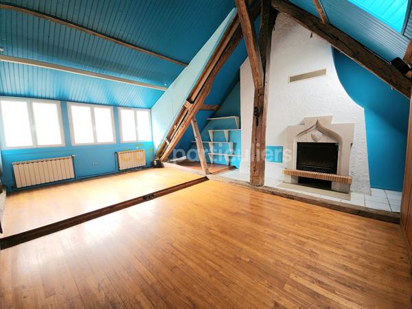 Vente
                Maison154 m² - 6 Pièces -
                    TOULON SUR ARROUX (71320)