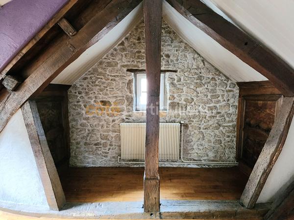 Vente
                Maison154 m² - 6 Pièces -
                    TOULON SUR ARROUX (71320)