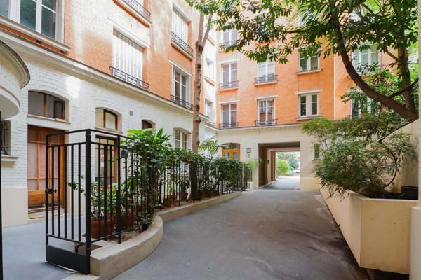 Appartement Paris 6e - CHERCHE-MIDI / CROIX-ROUGE