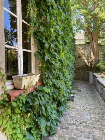 Maison à vendre à Compiègne dans l'Oise (60200), ref : 60055-685   
centre ville