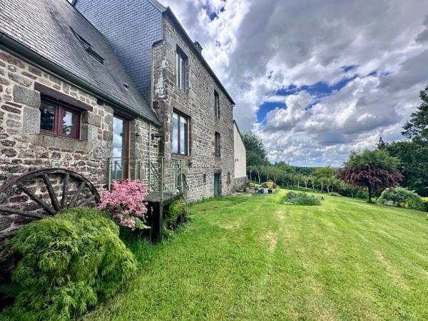 Maison à vendre 6 pièces SOURDEVAL (50) avec garage et sous sol complet