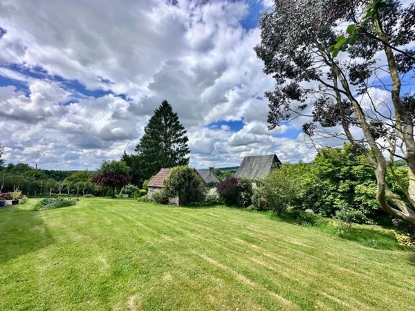 Maison à vendre 6 pièces SOURDEVAL (50) avec garage et sous sol complet