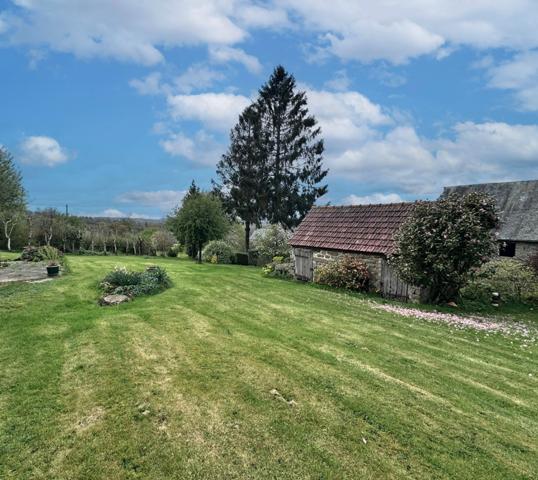 Maison à vendre 6 pièces SOURDEVAL (50) avec garage et sous sol complet