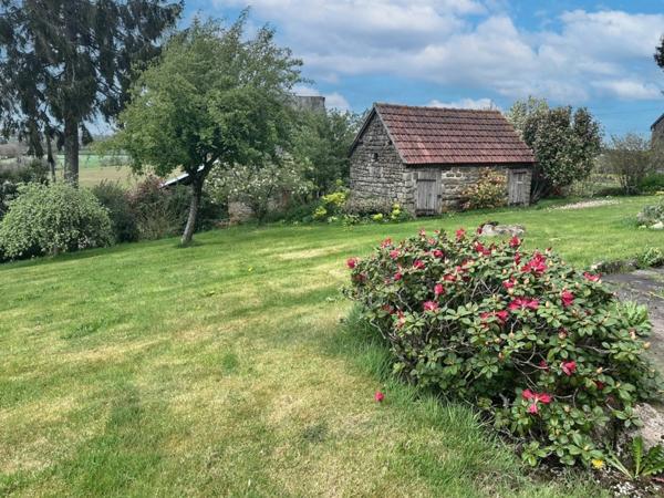 Maison à vendre 6 pièces SOURDEVAL (50) avec garage et sous sol complet