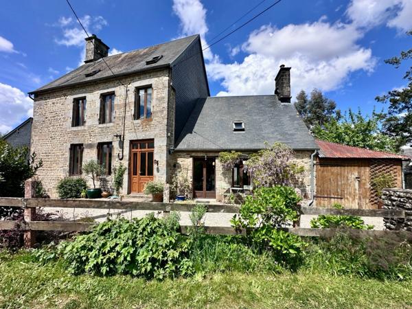 Maison à vendre 6 pièces SOURDEVAL (50) avec garage et sous sol complet