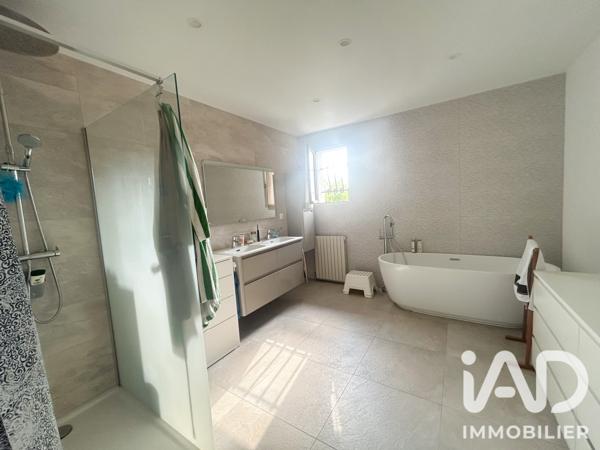 Maison à vendre 5 pièces 151 m² Blanquefort