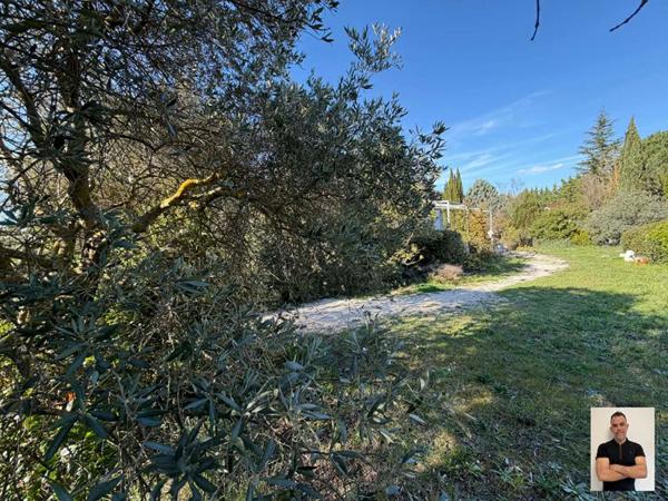 Propriétés 190M² sur 4000M² de terrain