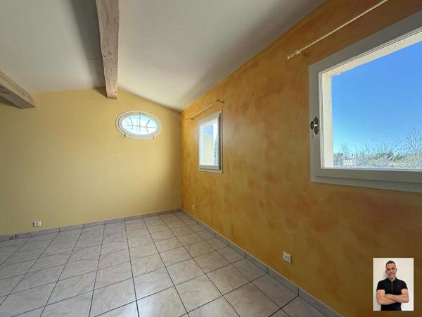 Propriétés 190M² sur 4000M² de terrain