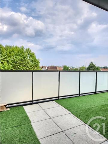 Appartement F4 à vendre  4 pièces - 92,53 m 2   RILLIEUX LA PAPE  - 69