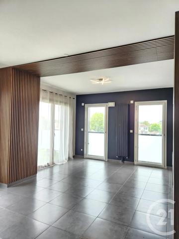 Appartement F4 à vendre  4 pièces - 92,53 m 2   RILLIEUX LA PAPE  - 69