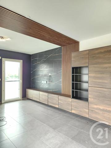 Appartement F4 à vendre  4 pièces - 92,53 m 2   RILLIEUX LA PAPE  - 69