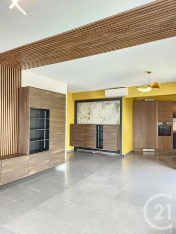 Appartement F4 à vendre  4 pièces - 92,53 m 2   RILLIEUX LA PAPE  - 69