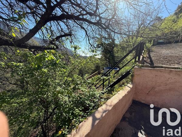 Maison 3 pièces de 50 m² à Sainte-Agnès (06500)