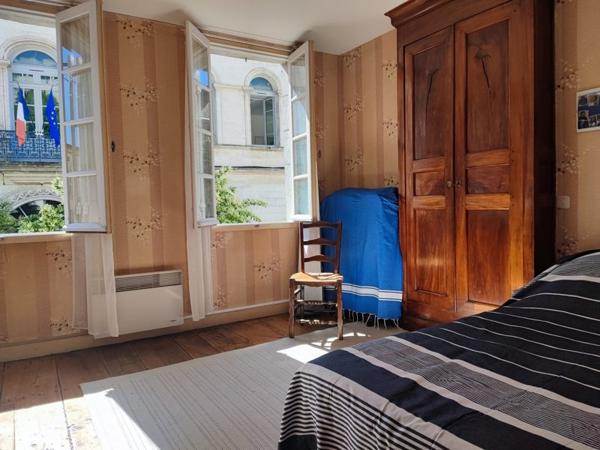 Maison à vendre 114 000 € Chalais 6 p 92 m² DPE E