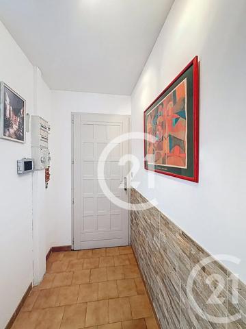 Maison à vendre  4 pièces - 86,93 m 2   ST MARTIN DE CRAU  - 13