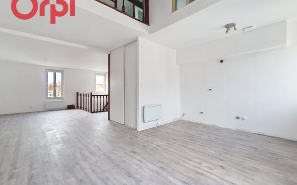 Appartement à vendre    2 pièces • 61 m2 Vichy