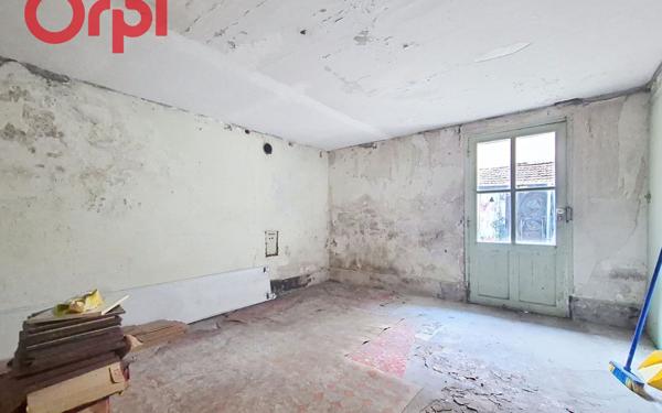 Appartement à vendre    2 pièces • 61 m2 Vichy