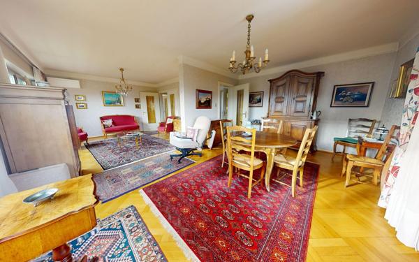 Maison à vendre    6 pièces • 148,55 m2 Niederhausbergen