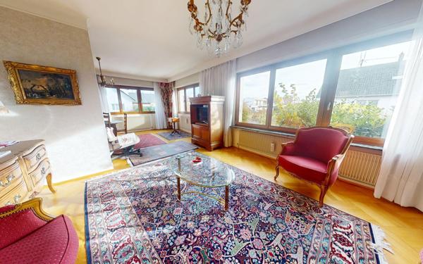 Maison à vendre    6 pièces • 148,55 m2 Niederhausbergen