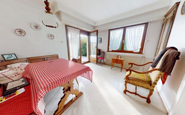 Maison à vendre    6 pièces • 148,55 m2 Niederhausbergen