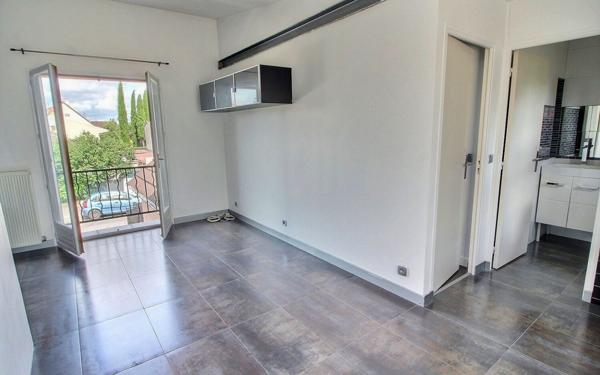 Maison à vendre    4 pièces •  Le Blanc-Mesnil