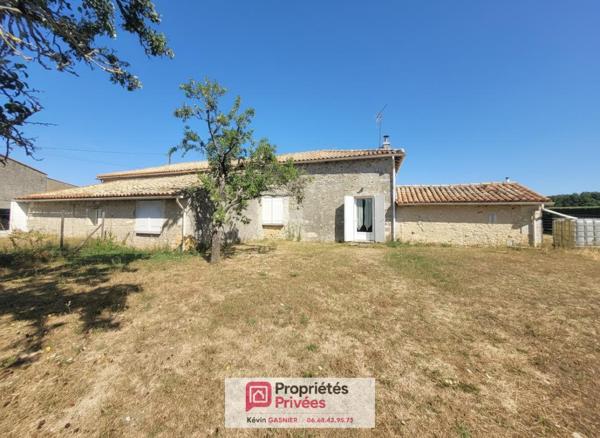 DIGNAC (16410) : Maison en pierre de 76m2 avec grange et atelier