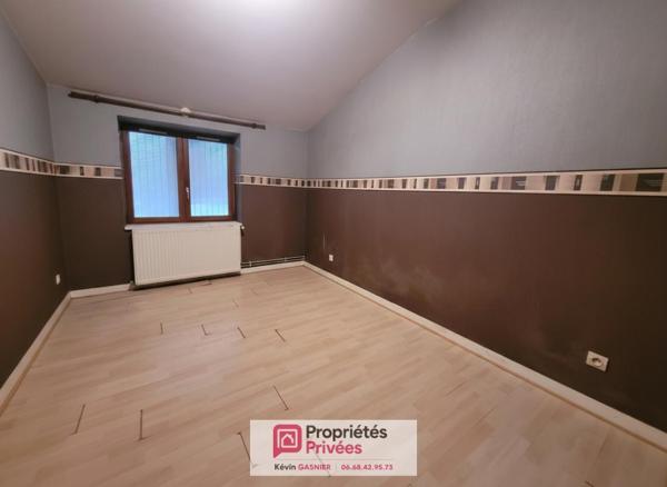 DIGNAC (16410) : Maison en pierre de 76m2 avec grange et atelier