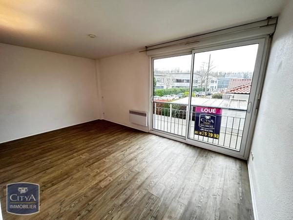 Appartement à louer 1 pièce 27.26m² Mont-de-Marsan (40000)