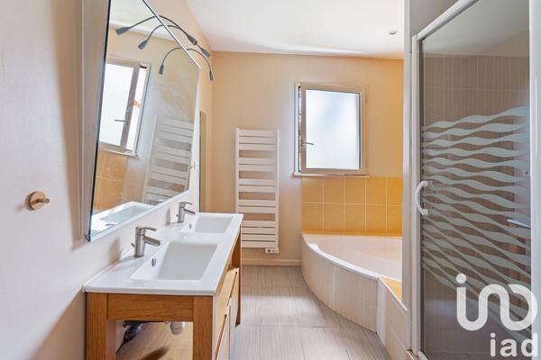 Maison à vendre 8 pièces 200 m² La Haie-Fouassière