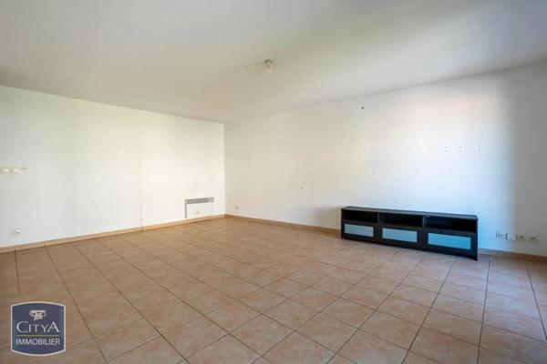 Appartement à vendre 3 pièces 68.25m² Lambesc (13410)