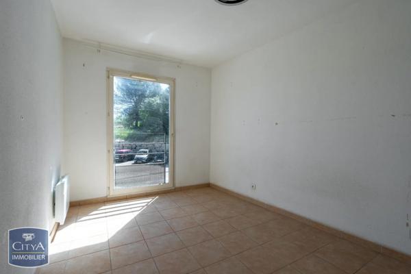 Appartement à vendre 3 pièces 68.25m² Lambesc (13410)