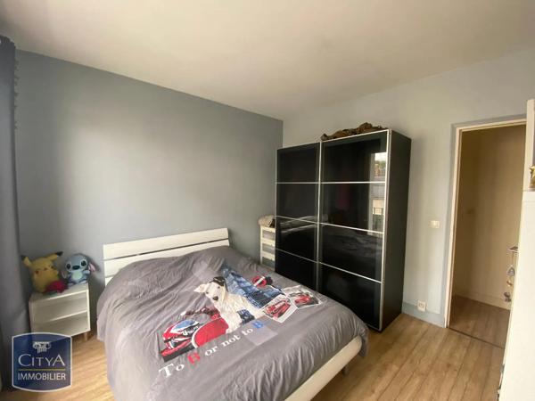 Appartement à louer 2 pièces 45.9m² Tours (37000)