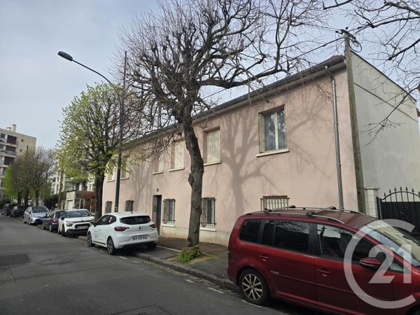 Immeuble à vendre  358 m2 ST MAUR DES FOSSES - 94