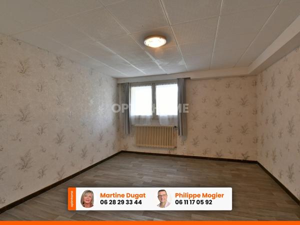 Belle maison familiale, 4 chambres, avec vue dominante à Creuzier-Le-Vieux