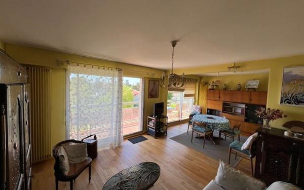 Appartement à vendre    4 pièces • 96,33 m2 Saint-Maur-des-Fossés