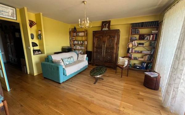 Appartement à vendre    4 pièces • 96,33 m2 Saint-Maur-des-Fossés