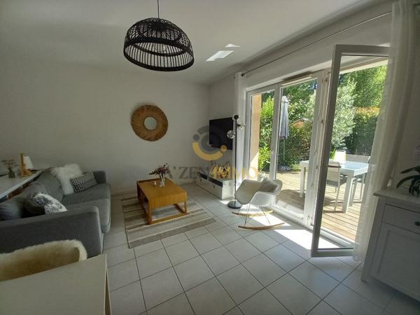 Appartement lumineux en rez-de-chaussée