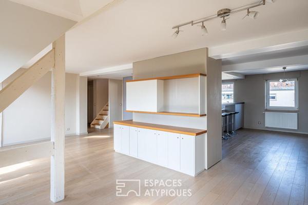 Duplex en dernier étage avec ascenseur secteur Orangerie Vauban