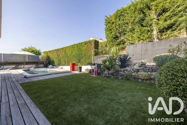 Maison à vendre 5 pièces 156 m² Le Cendre